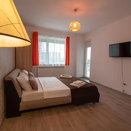 Apartment Magnum By Sunny Mamaia